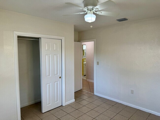 Building Photo - Amazing 2/1 so Close to the Ocean that you...