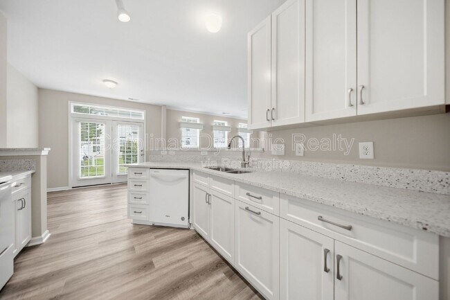 Building Photo - 514 Turning Leaf Way