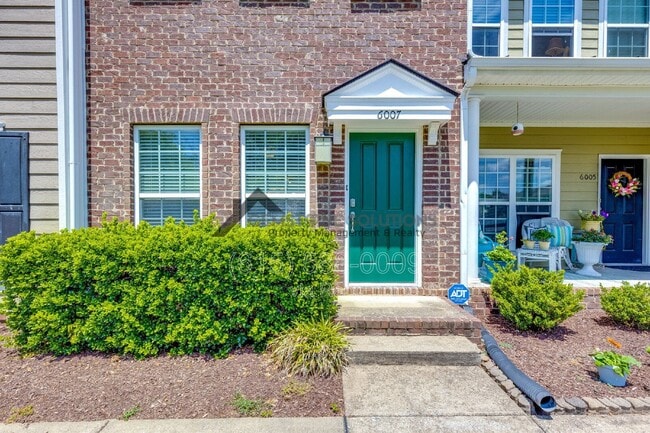 Building Photo - 6007 Dupont Cove Dr