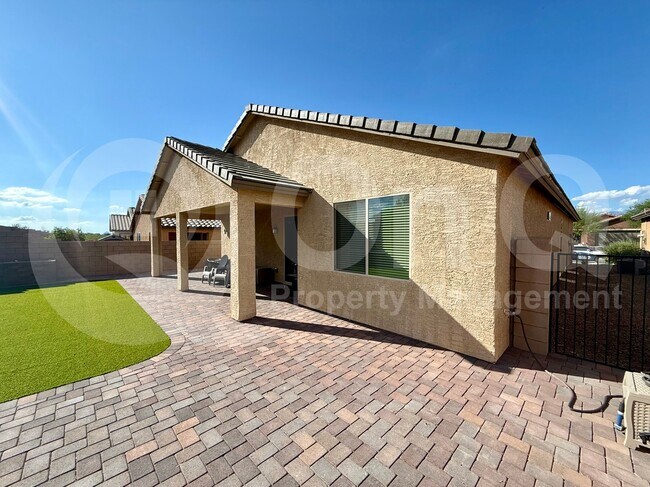 Building Photo - 8768 E Stone Meadow Cir