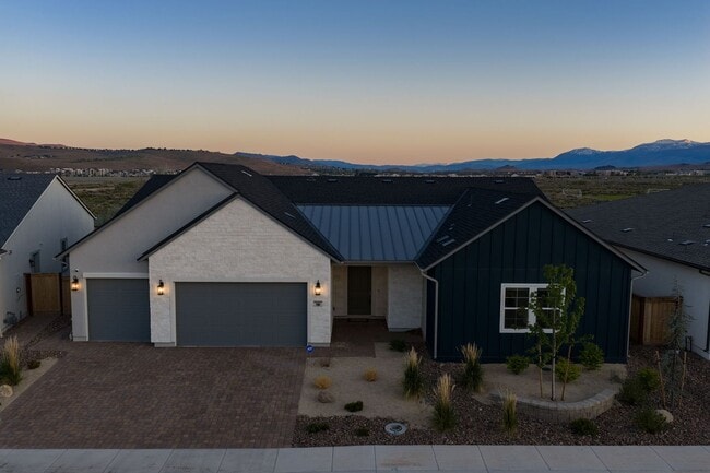 Building Photo - 4 Bedroom Home in Stonebrook