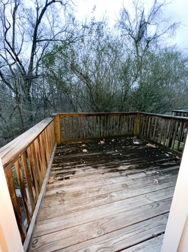 Building Photo - 2 Bedroom 1.5 Bathroom Townhome!!!
