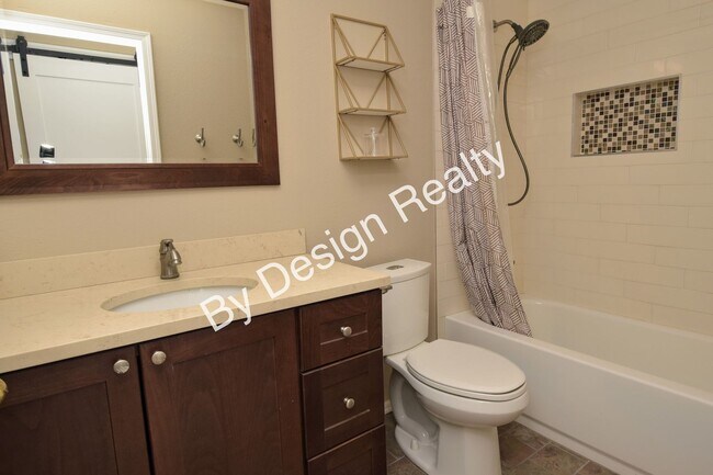 Building Photo - West Tucson 3 Bed 2 Bath with Den