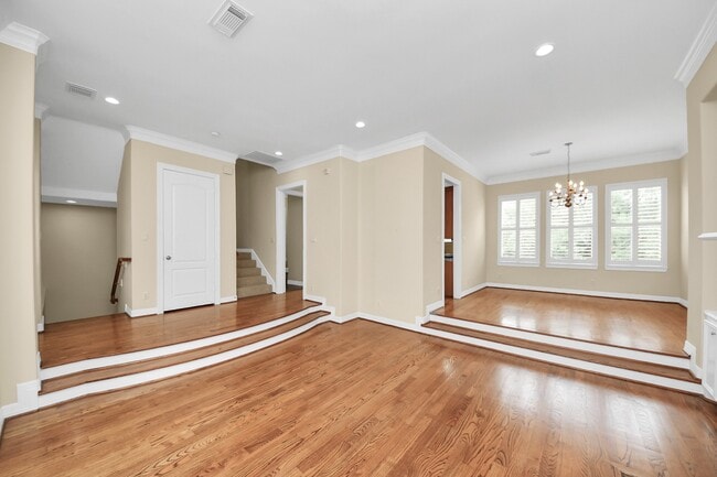 Building Photo - 2930 Brompton Square Dr