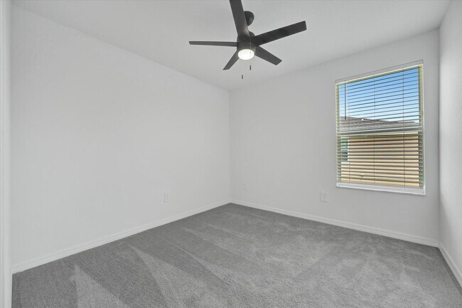 Building Photo - Lakewood Ranch Newer Build - 5 Bedroom Hom...