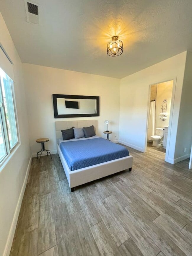 Building Photo - Sand Hollow Sunset