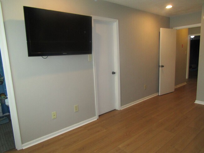 Building Photo - Ocean Lakes