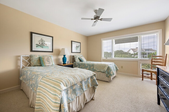 Building Photo - 1029 Debordieu Blvd