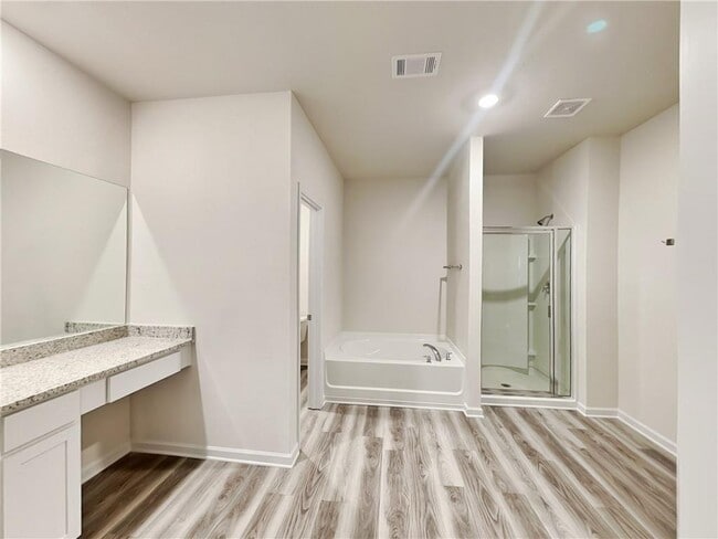 Building Photo - 1201 Fendt Dr