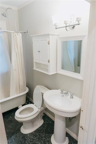 Building Photo - 4307 Junius St