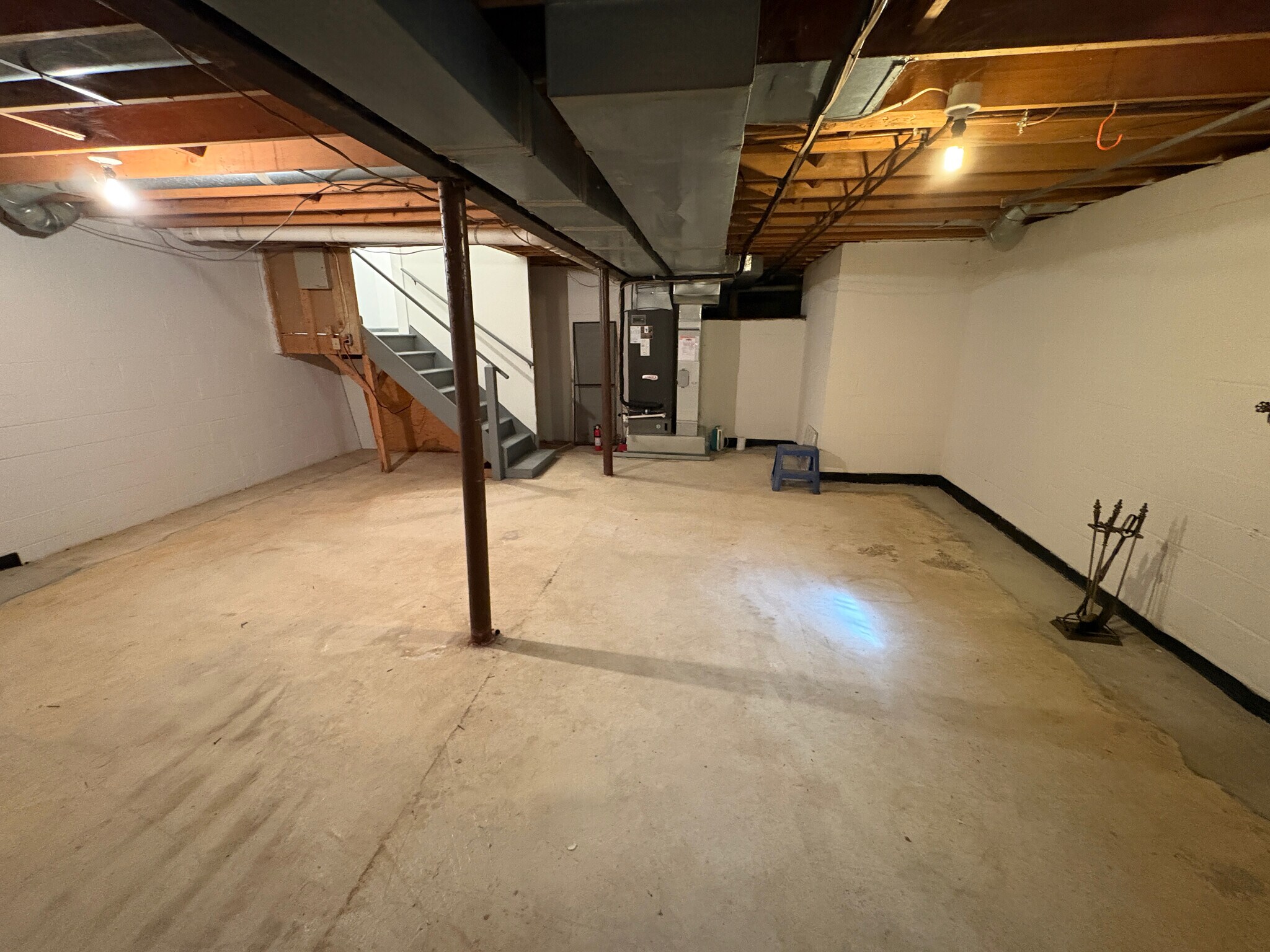 Building Photo - 101 Elgin Ct