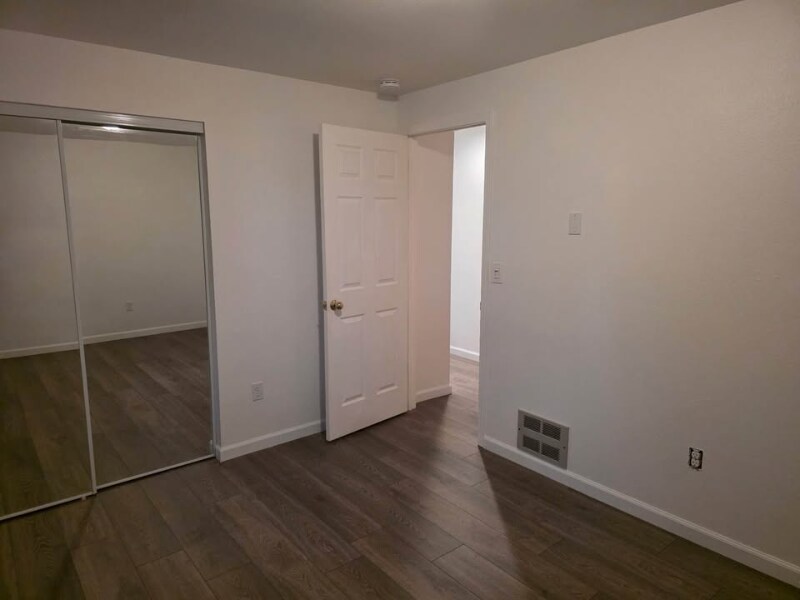 Building Photo - 8019 57th Dr NE