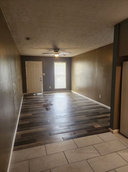 Building Photo - 5766 Aftonshire Dr