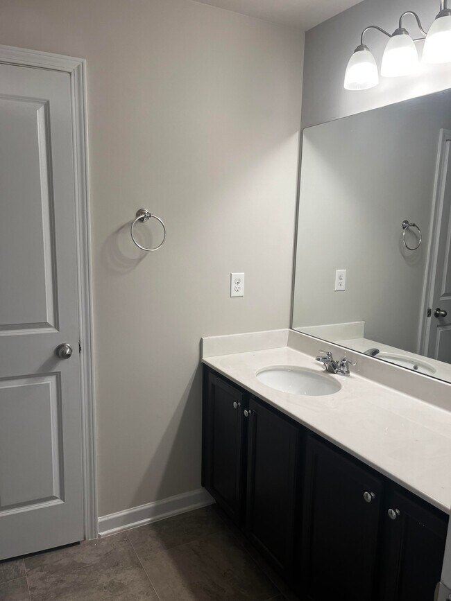 Building Photo - 7522 Congregation St