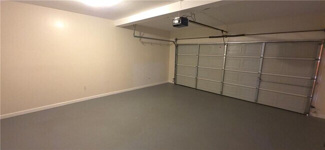 Building Photo - 2784 James Henry Dr