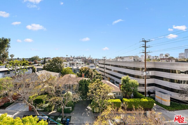 Building Photo - 1820 Benecia Ave