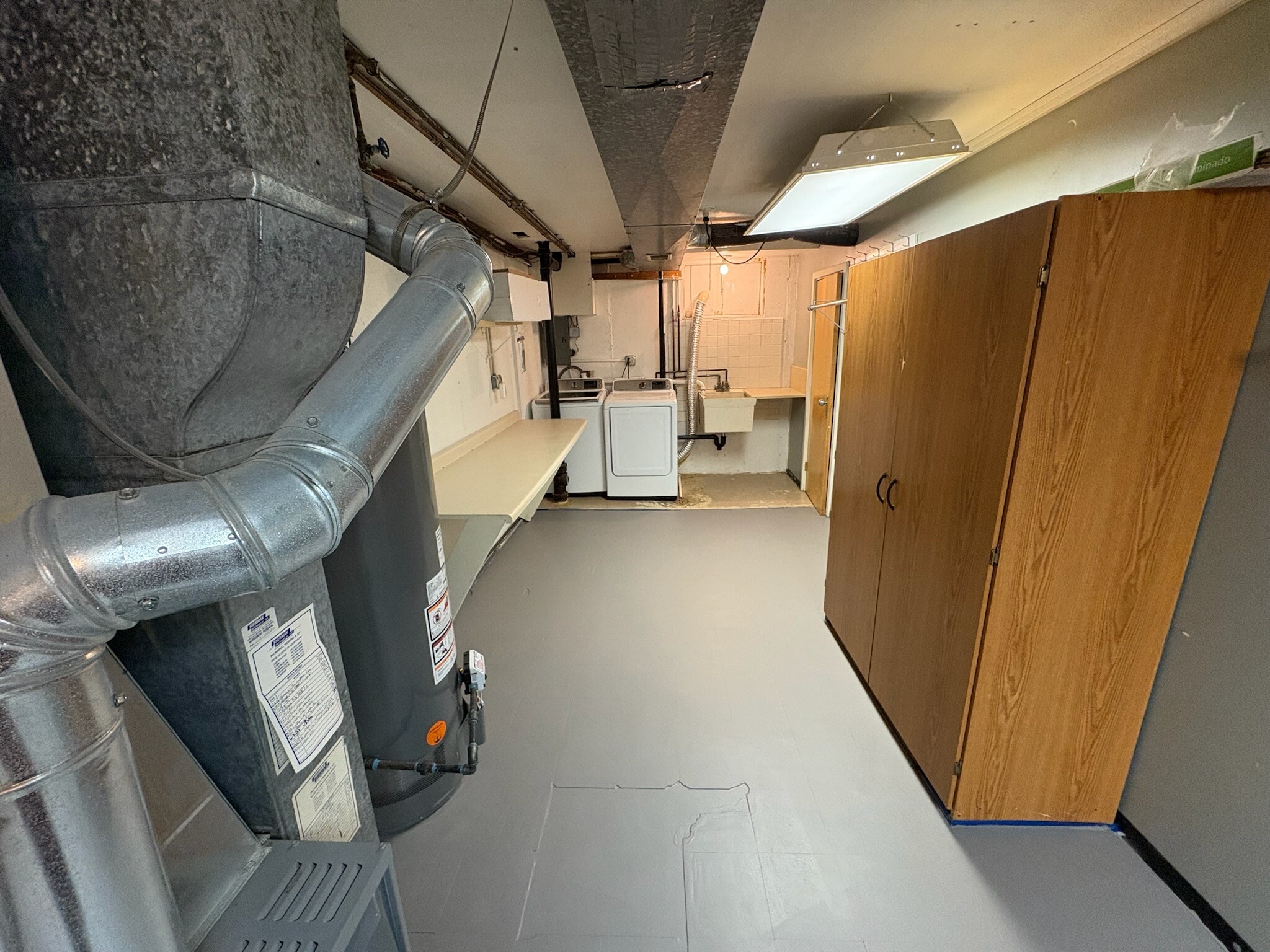 Building Photo - 356 2nd Ct