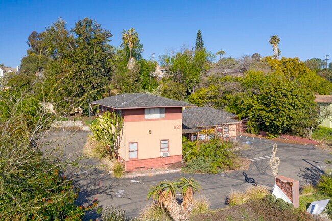 Building Photo - Now Leasing! Brand New Townhome Apartments in Vista