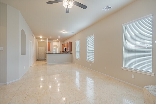 Building Photo - 28514 Lockeridge Springs Dr