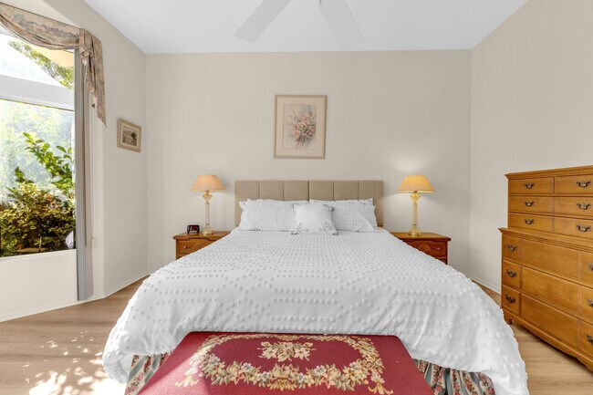 Building Photo - 37468 Westridge Ave