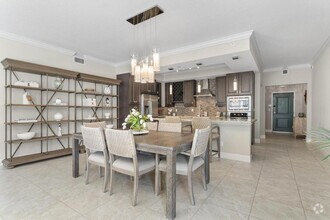 Building Photo - 315 Bay Colony Dr N