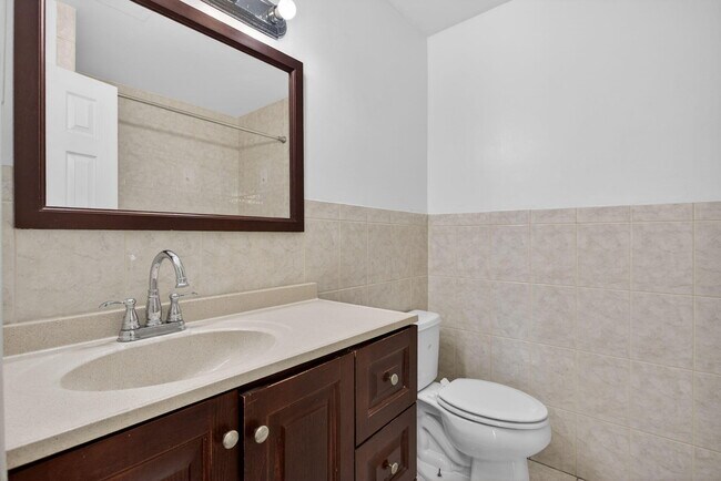 Building Photo - 7599 NW 73rd Terrace