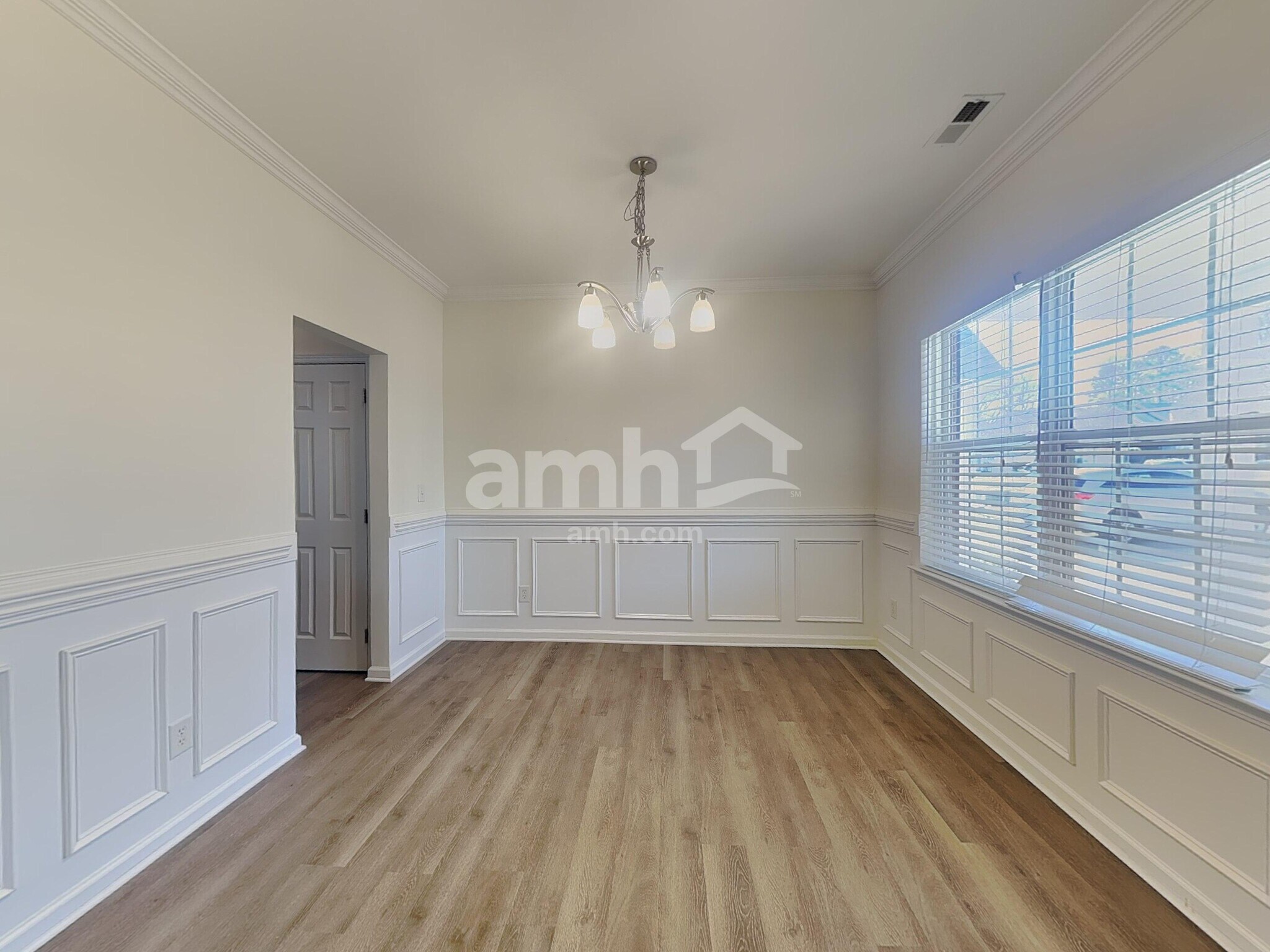 Building Photo - 10339 Samuels Way Dr