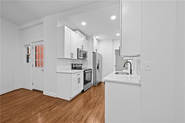 Building Photo - 360 Ponce De Leon Ave NE
