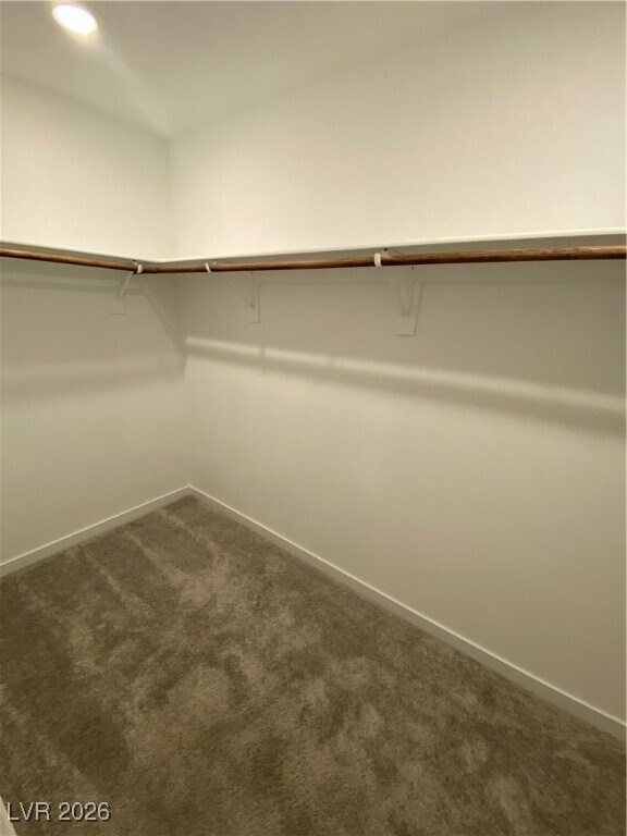 Building Photo - 9215 Sky Pointe Dr