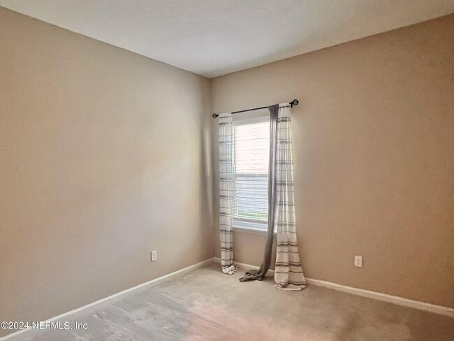 Building Photo - 7512 Chervil St