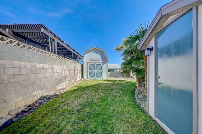 Building Photo - Welcome to this stunning 3-bedroom, 2-bath, single-story home that has been completely renovated ...