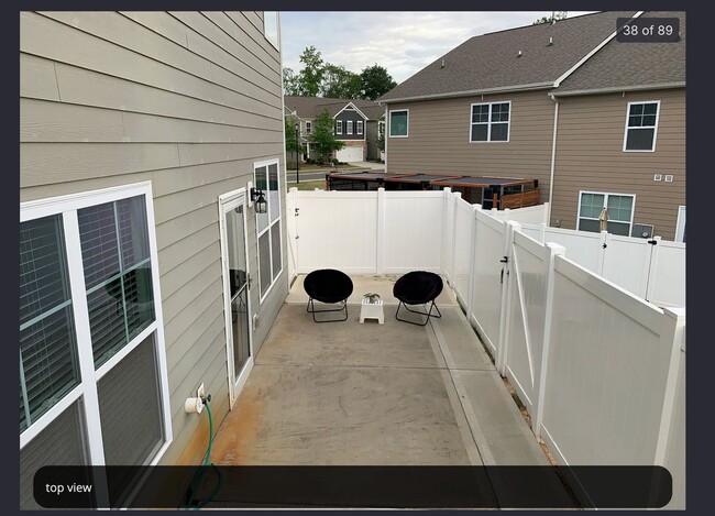 Building Photo - 1464 Bramblewood Dr