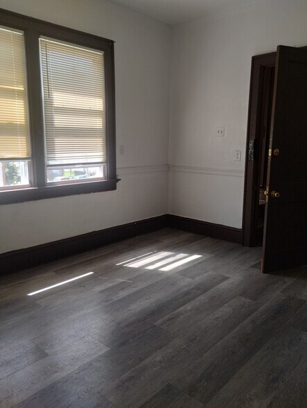 Building Photo - 2731 N 18th St