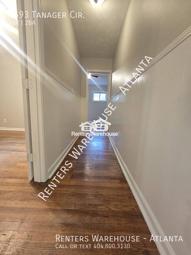 Building Photo - 1593 Tanager Cir