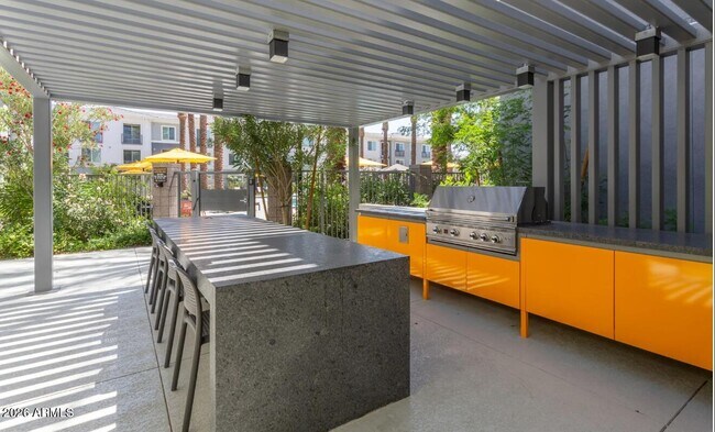 Building Photo - 20350 N 7th Ave