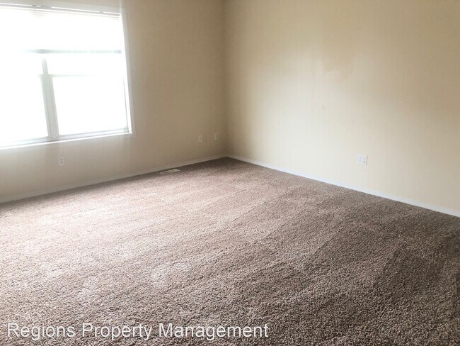 Building Photo - 3 br, 2.5 bath House - 1229 Beacon Hill Court