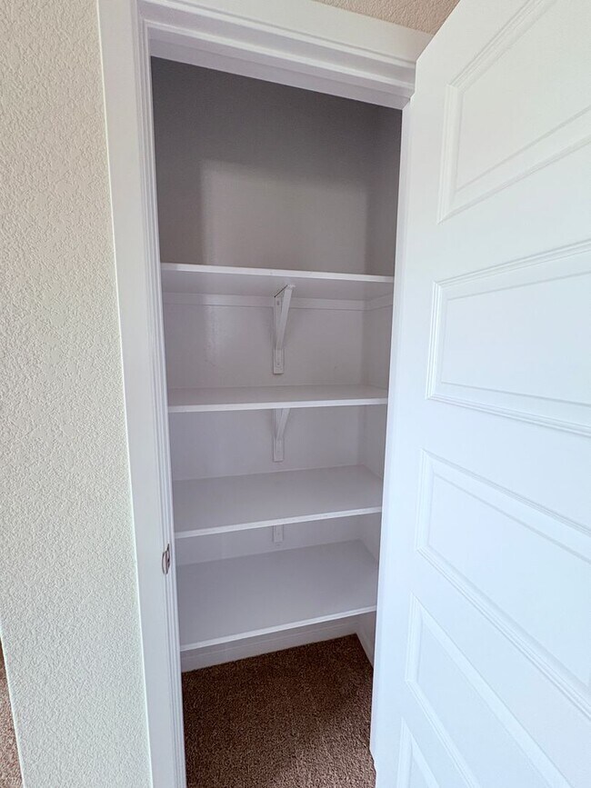 Building Photo - Brand New 4-Bedroom Home in Pflugerville –...