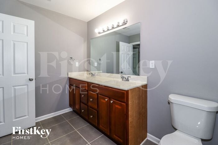 Building Photo - 9812 Misty Pine Dr