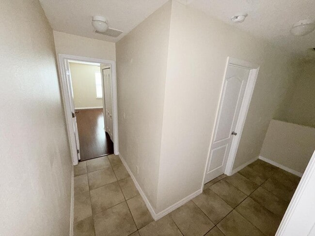 Building Photo - 2327 Aloha Bay Ct
