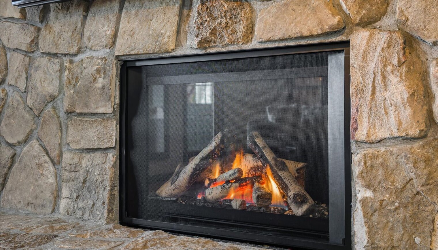 Building Photo - 20220 Wooded View Ln