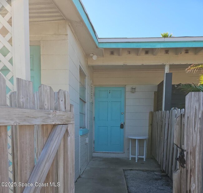 Building Photo - 490 S Orlando Ave