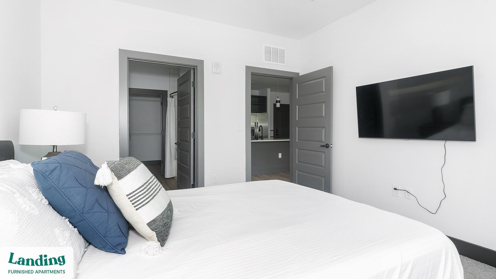 Building Photo - 3460 Beach Blvd