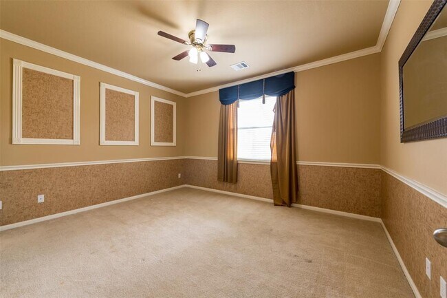 Building Photo - 14305 Broadwinged Hawk Dr