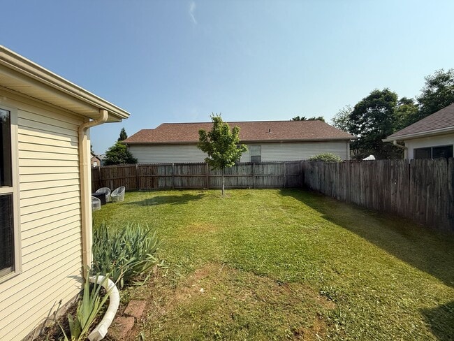 Building Photo - Experience Bright Living in This Stunning 4-Bedroom Home!