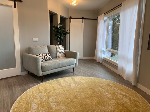 Building Photo - 3228 Broadway