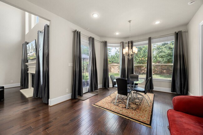 Building Photo - 10211 Camden Garden Ln