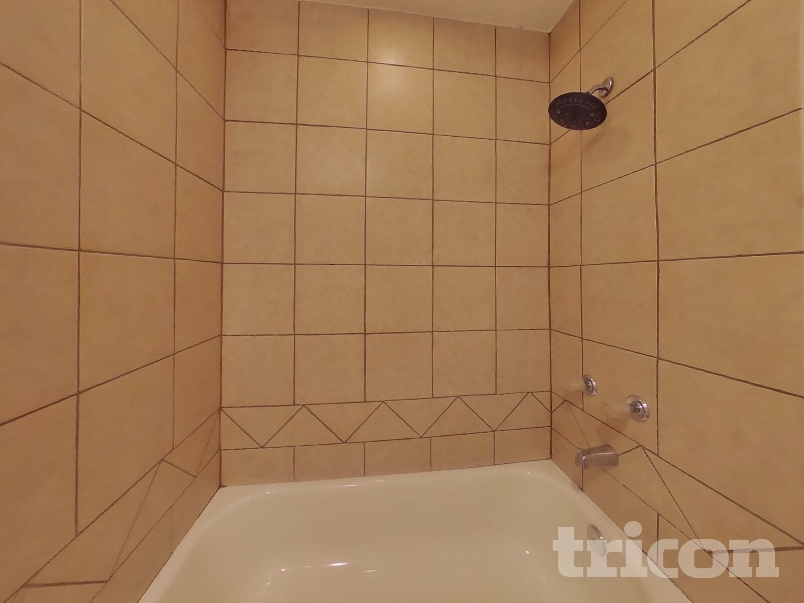 Building Photo - 1718 Kingston Dr