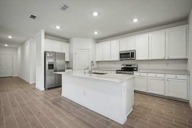 Building Photo - Brand-New Home for Rent in Beautiful Granary Park