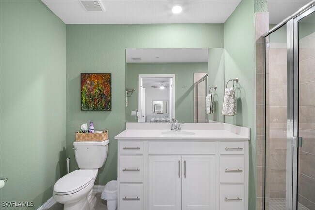 Building Photo - 15345 Grn Acrs Ave