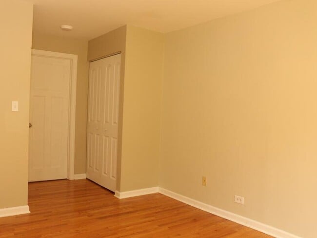 Building Photo - 361 Grissom Ct